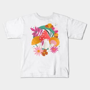 Groovy mushrooms and flowers Kids T-Shirt